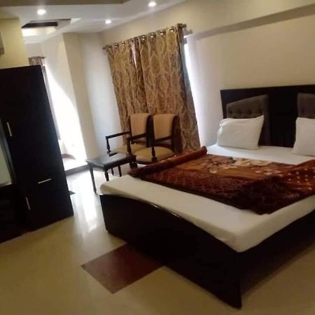 Pak Hotel 伊斯兰堡 外观 照片