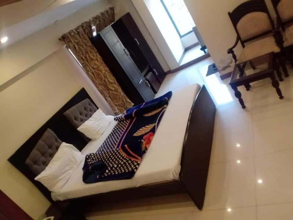 Pak Hotel 伊斯兰堡 外观 照片